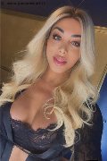 Roma Trans Camilla Brazil 389 90 59 453 foto selfie 5